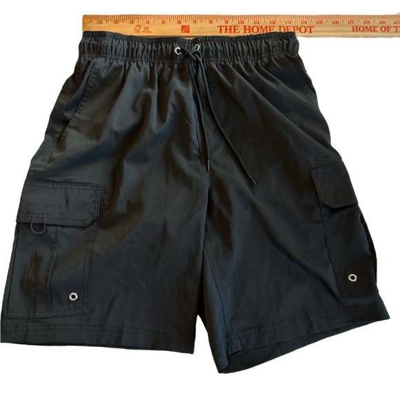 NWT MENS GEORGE AT THE KNEE CARGO BLACK SHORTS SIZE 27 INCH WAIST 9 INCH INSEAM. - Picture 9 of 11